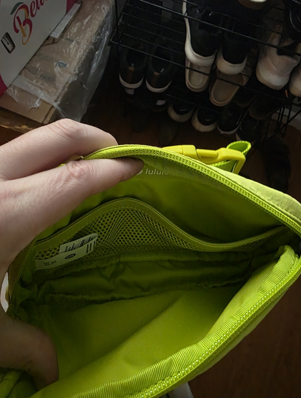 Lululemon Everywhere Belt Bag in Lichen Lime - Picture 3 of 3